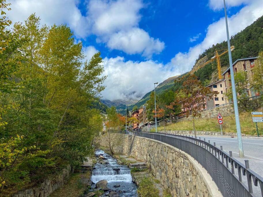 Iconic - A Pie De Pistas En 1 Minuto - Terraza Con Vistas Al Valle Arinsal - Parking Gratis L By Bonesvacances Eksteriør bilde