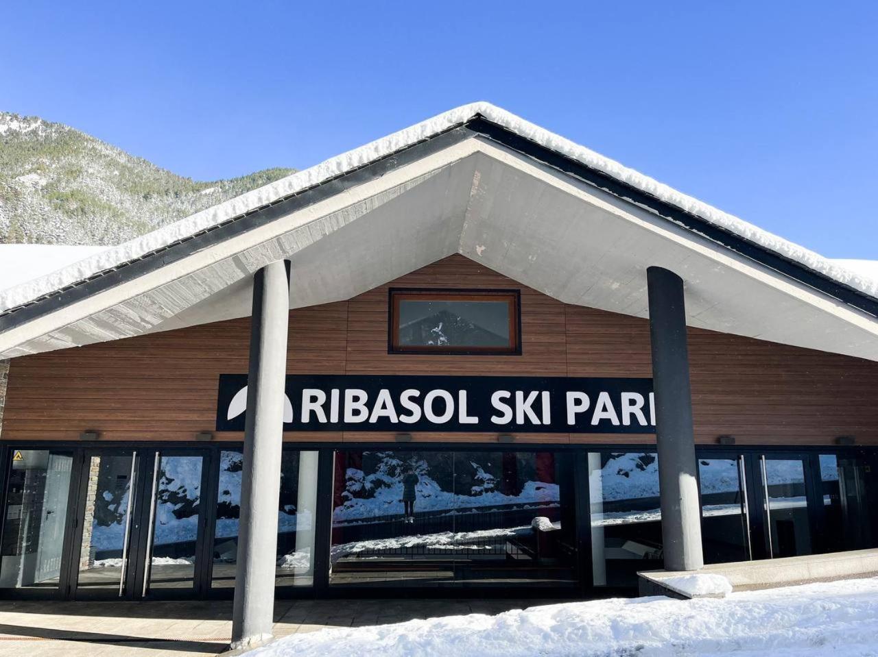 Iconic - A Pie De Pistas En 1 Minuto - Terraza Con Vistas Al Valle Arinsal - Parking Gratis L By Bonesvacances Eksteriør bilde
